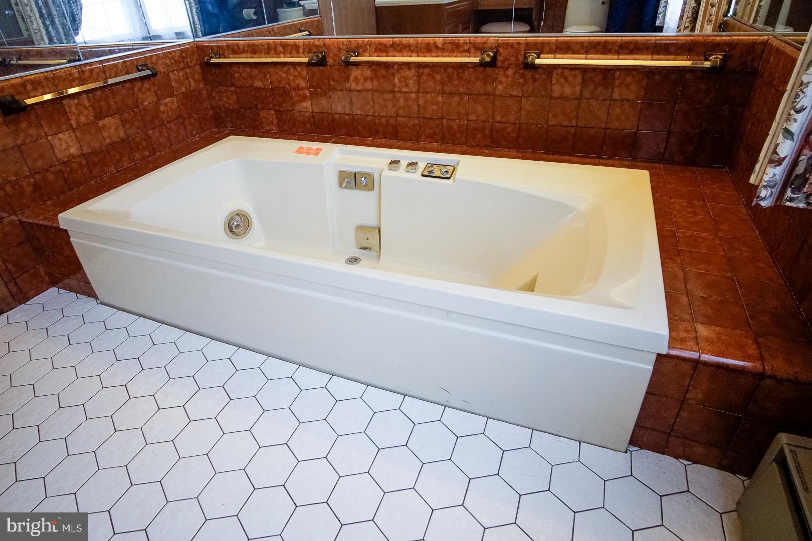 2915 Tower Road Huntingdon Valley, PA 19006 - Photo 17 of 106 Gallery Image 17