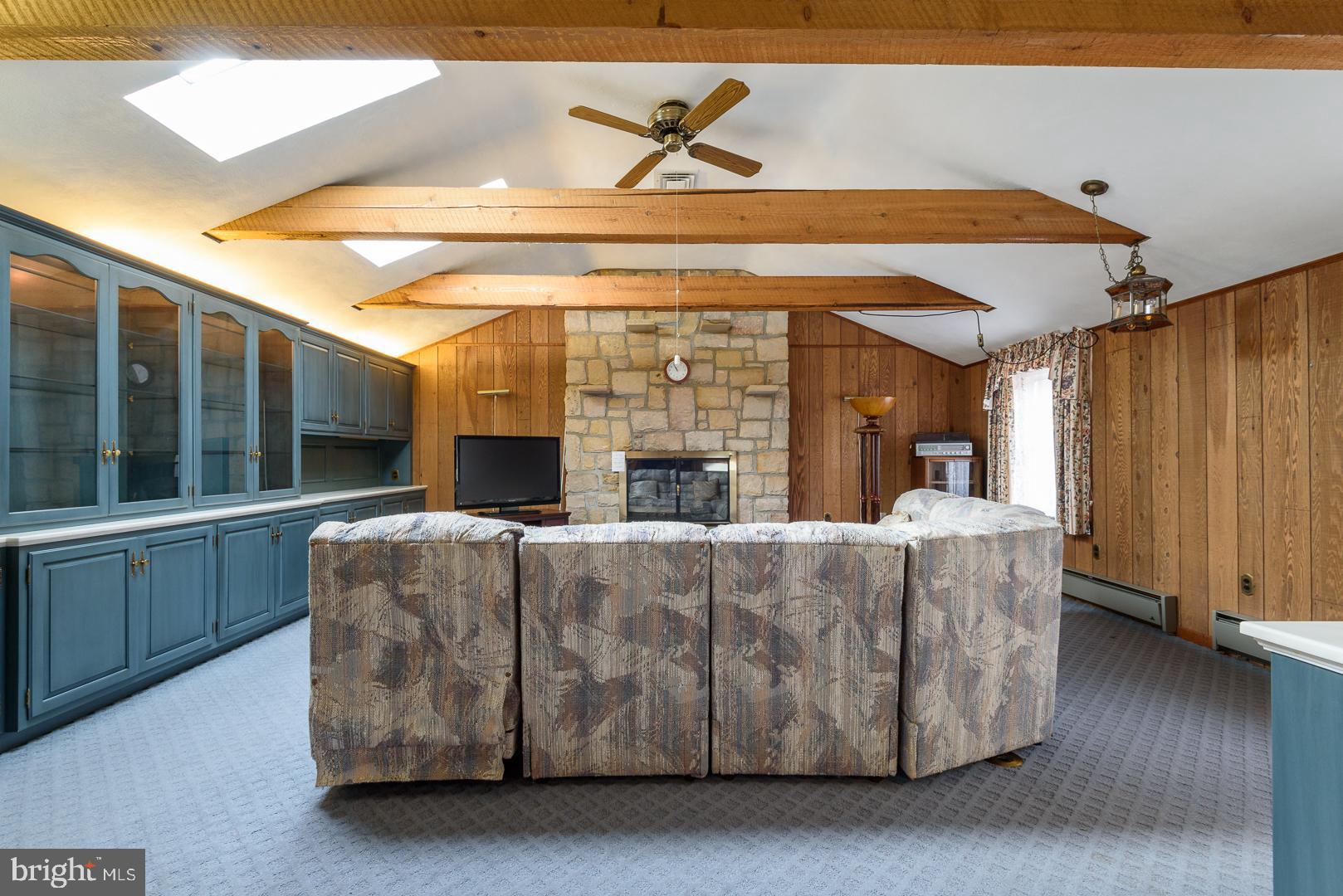 2915 Tower Road Huntingdon Valley, PA 19006 - Photo 18 of 106 Family Room