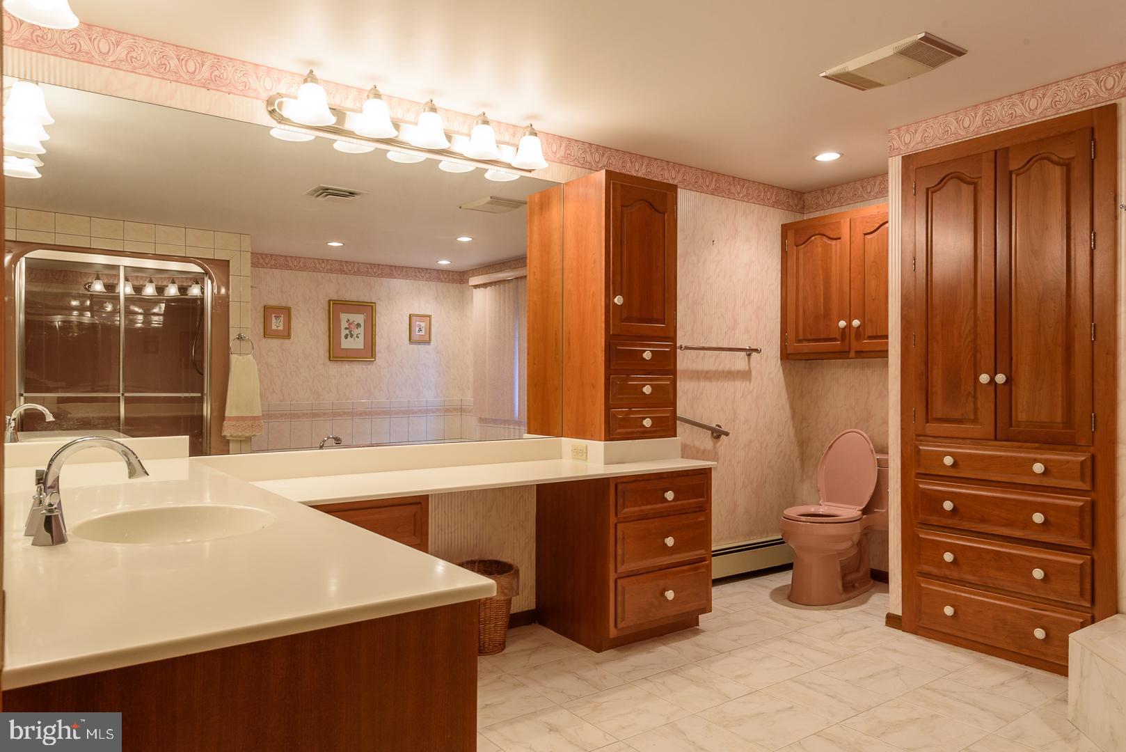 2915 Tower Road Huntingdon Valley, PA 19006 - Photo 39 of 106 MBR
