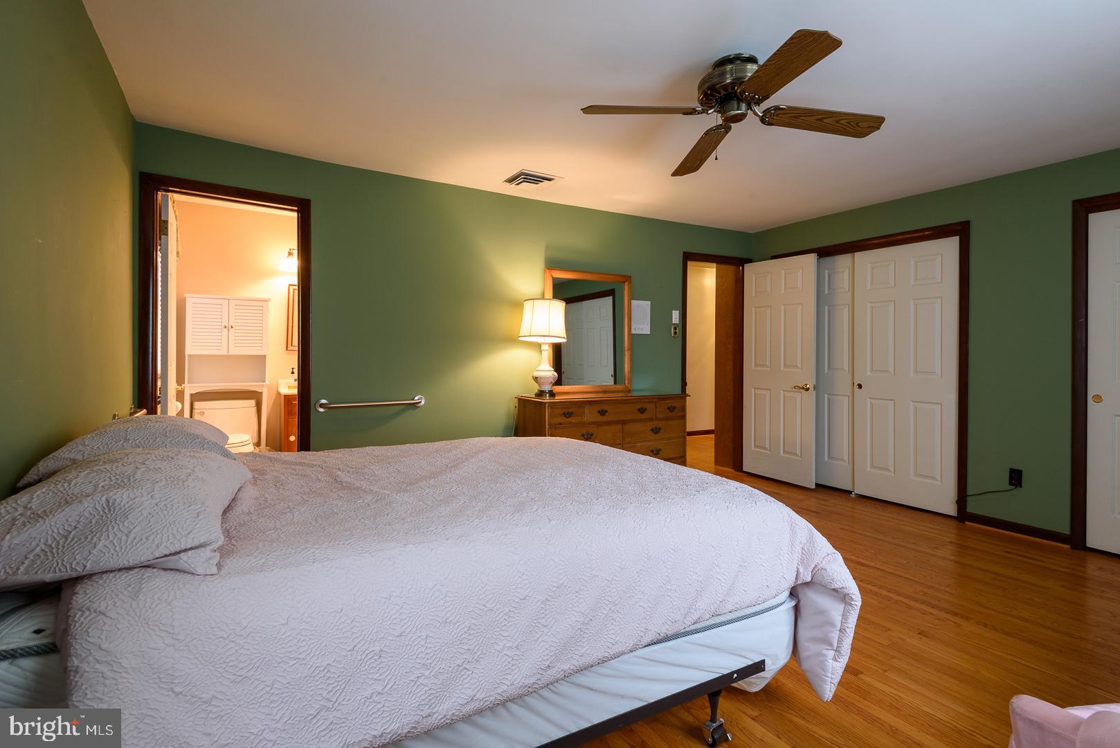 2915 Tower Road Huntingdon Valley, PA 19006 - Photo 46 of 106 2nd Master bedroom