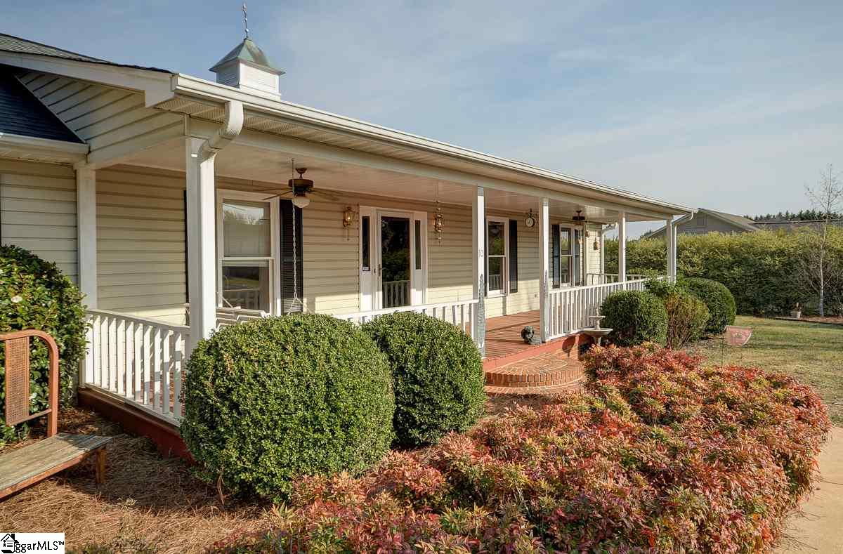 10 Wansley Road Taylors, SC 29687 - Photo 2 of 35 Gallery Image 2