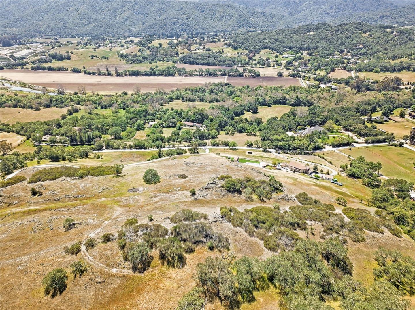 9820 Burchell Road Gilroy, CA 95020 - Photo 17 of 22