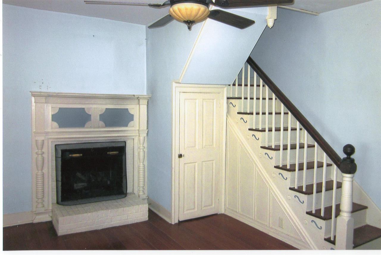 4940 Spring Hill Road Mount Solon, VA 22843 - Photo 8 of 44 a view of entryway and hall with wooden floor