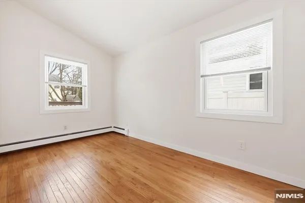 $4,950 | 92 George Street, Tenafly, NJ 07670