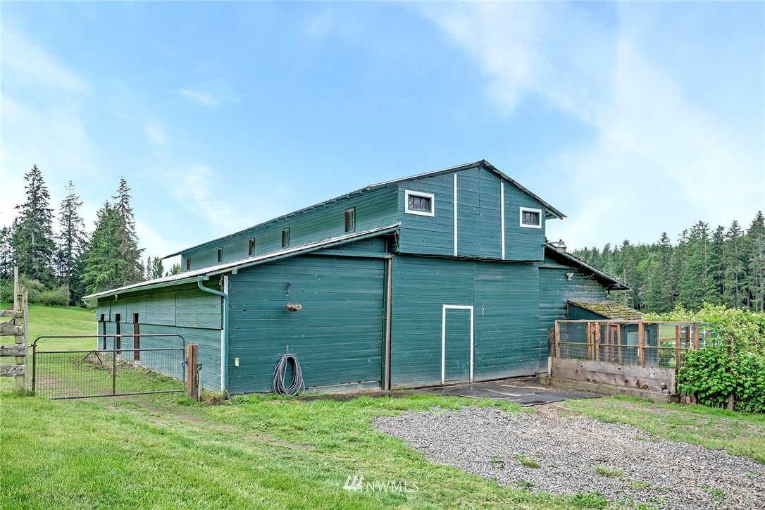 916 Bergeson Road Southwest Lakebay, WA 98349 - Photo 34 of 40 Gallery Image 34