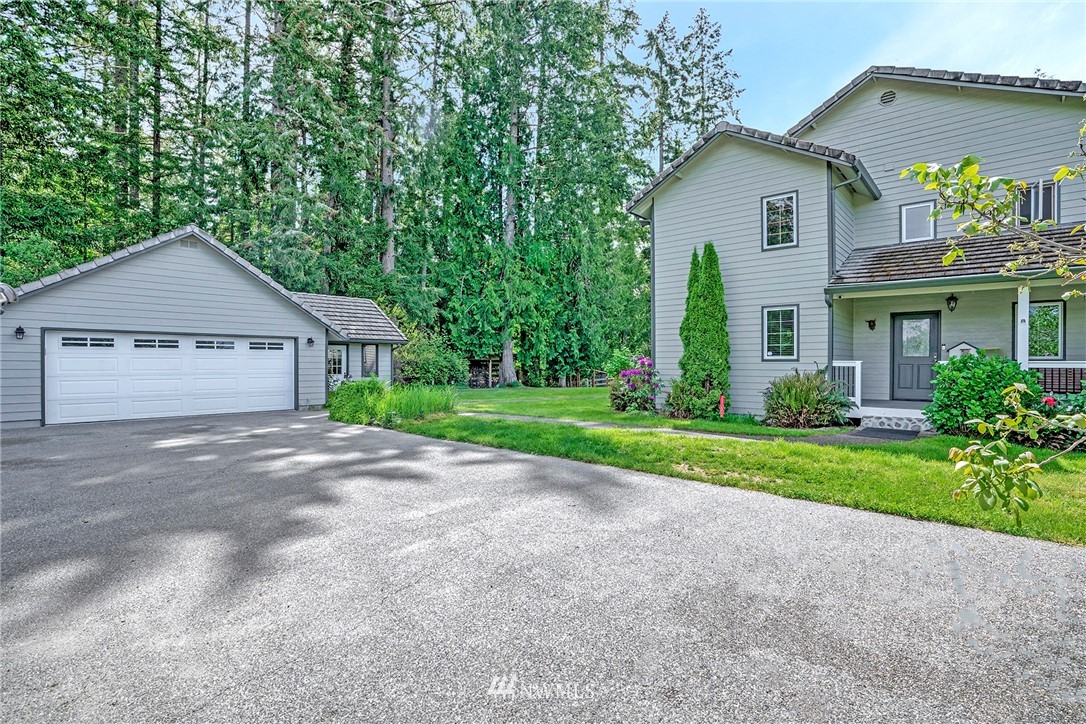916 Bergeson Road Southwest Lakebay, WA 98349 - Photo 5 of 40 Gallery Image 5