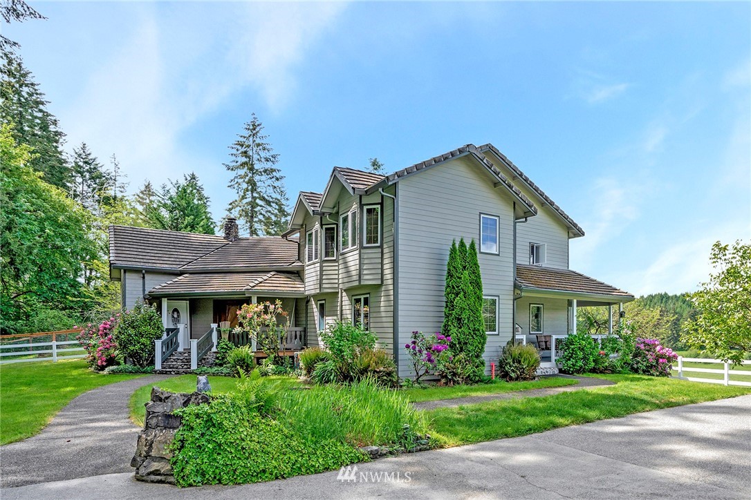 916 Bergeson Road Southwest Lakebay, WA 98349 - Photo 6 of 40 Gallery Image 6