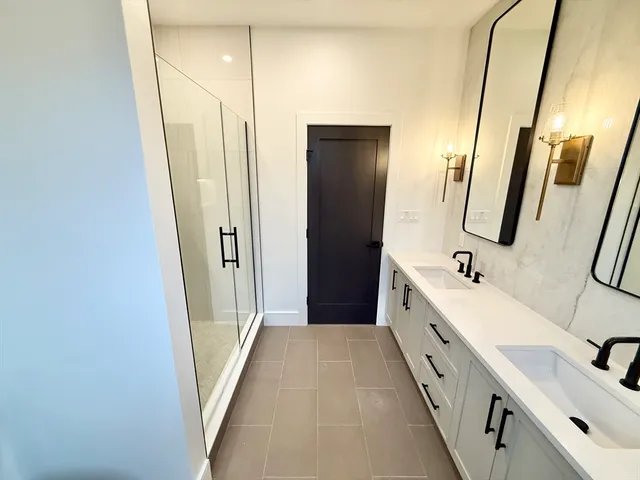 $4,500 | 238 Webster Street, Unit 6, Boston, MA 02128