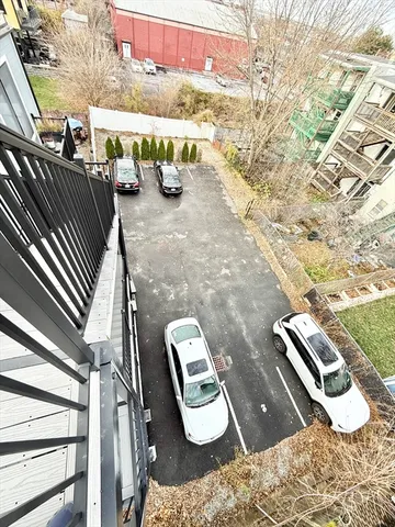 $4,500 | 238 Webster Street, Unit 6, Boston, MA 02128