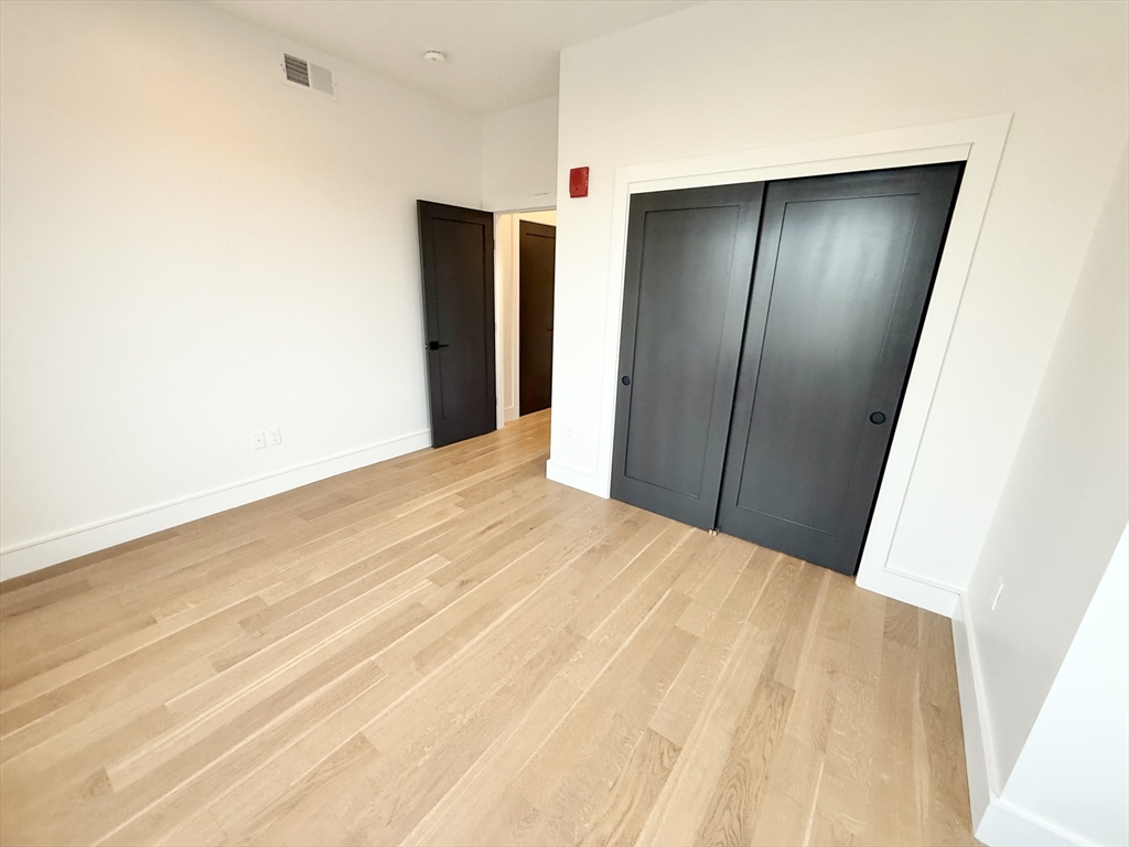 238 Webster Street, Unit 6 Boston, MA 02128 - Photo 8 of 19