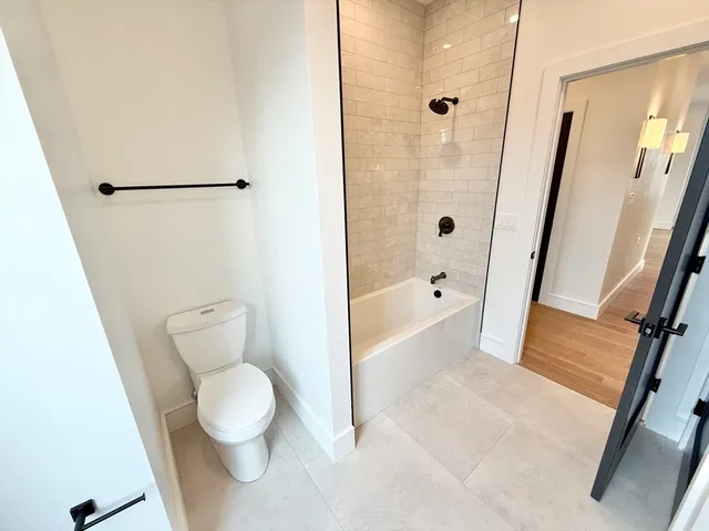 $4,500 | 238 Webster Street, Unit 6, Boston, MA 02128