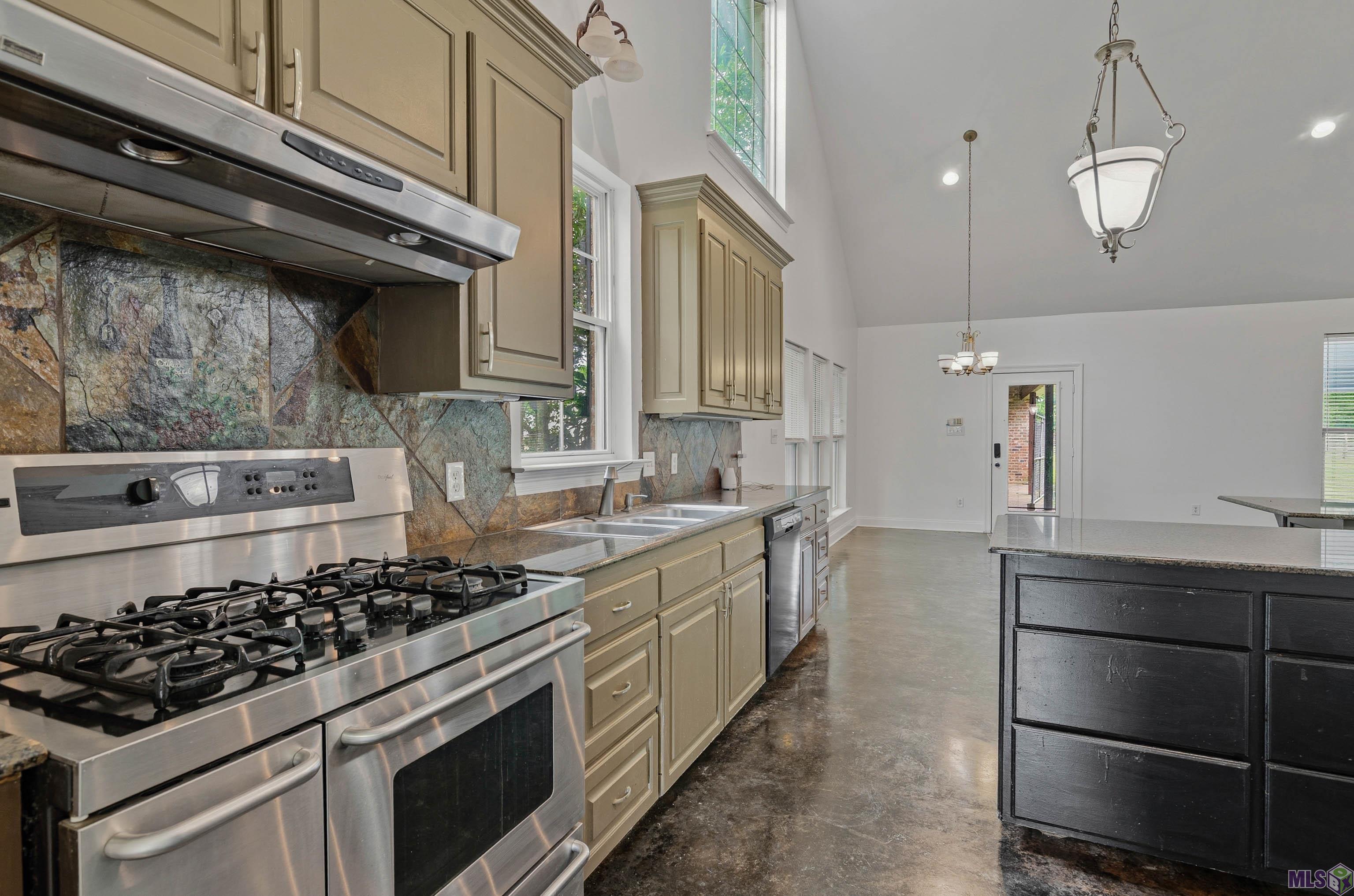 14105 Bert Allen Road Gonzales, LA 70737 - Photo 12 of 40