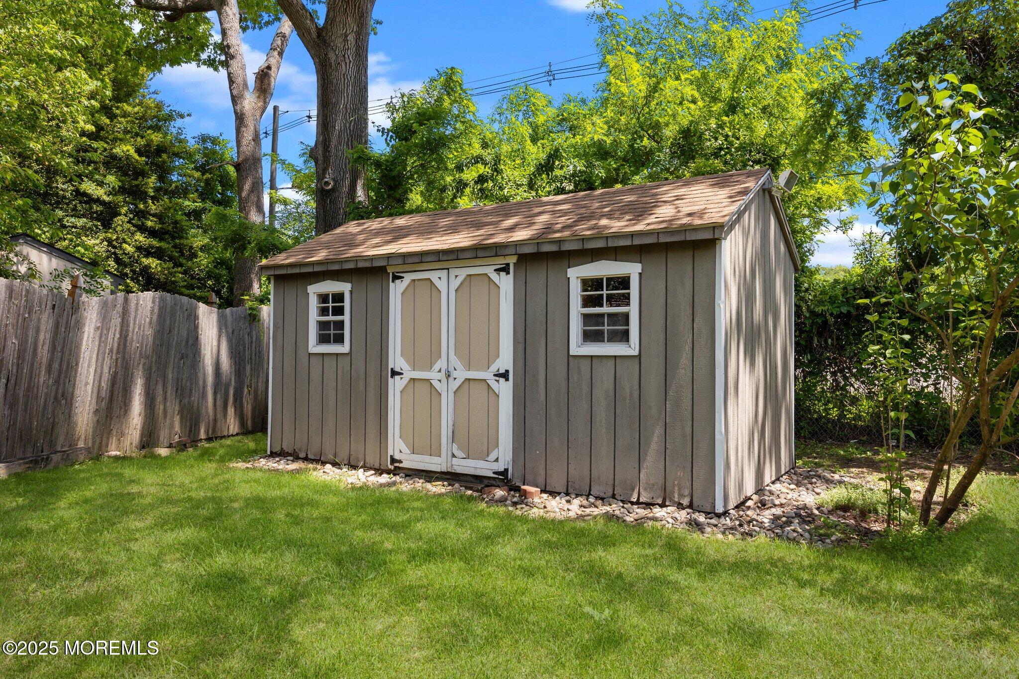 33 Red Maple Drive Brick, NJ 08724 - Photo 41 of 55 42-web-or-mls-941A2980_1