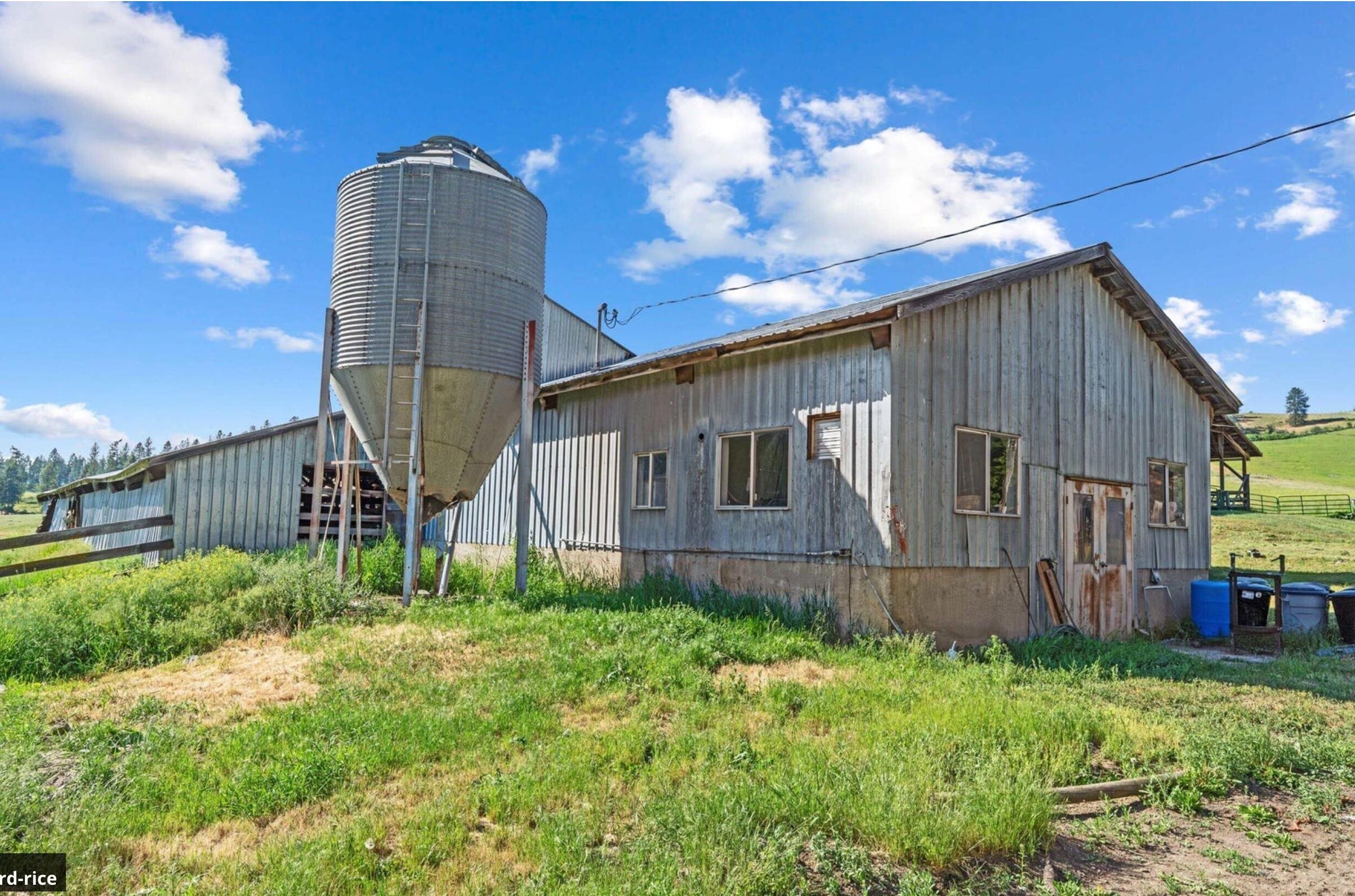 1985 Scott Road Rice, WA 99167 - Photo 18 of 48