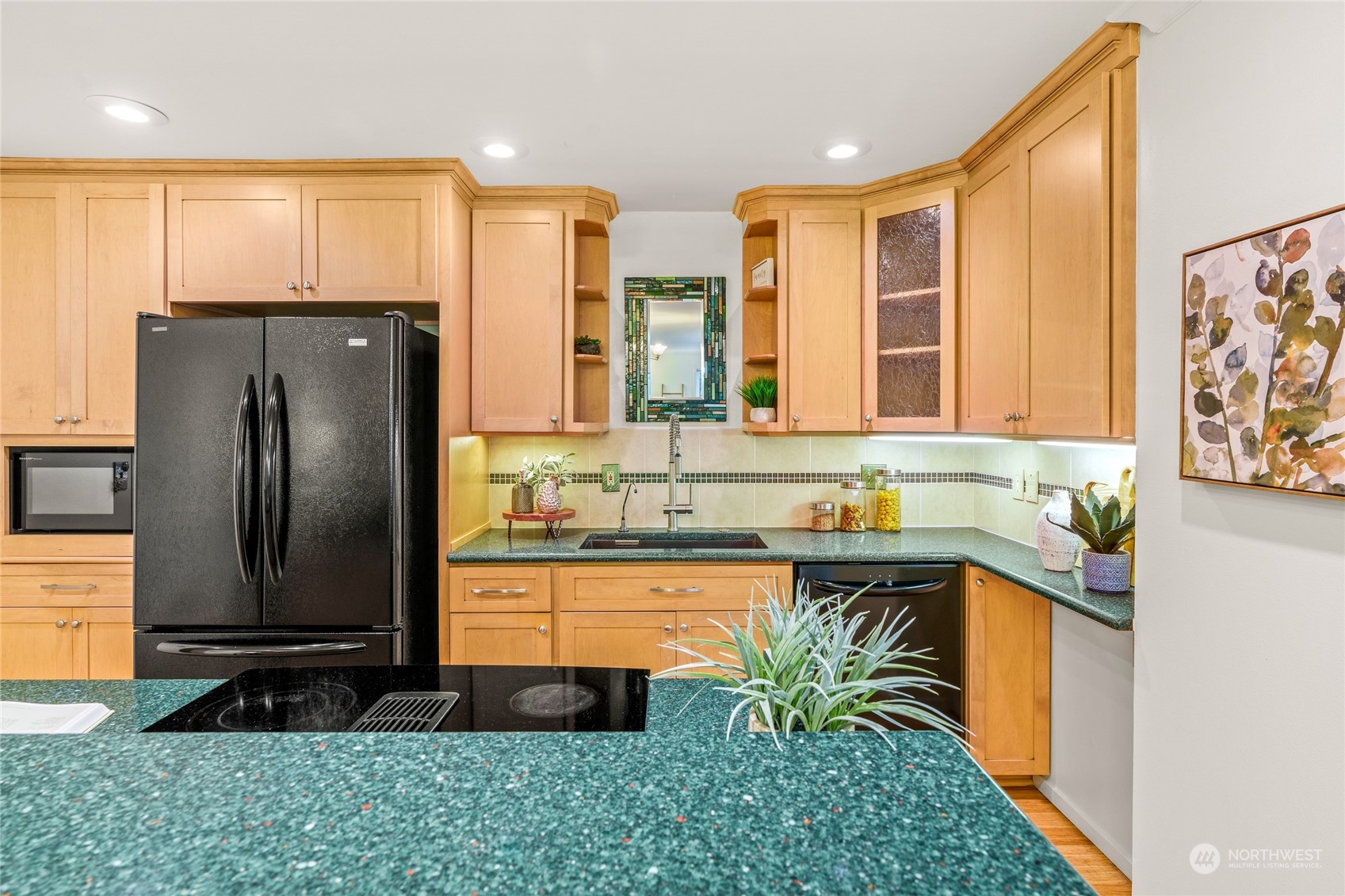 515 Walnut Street, Unit 2 Edmonds, WA 98020 - Photo 18 of 33 Gallery Image 18