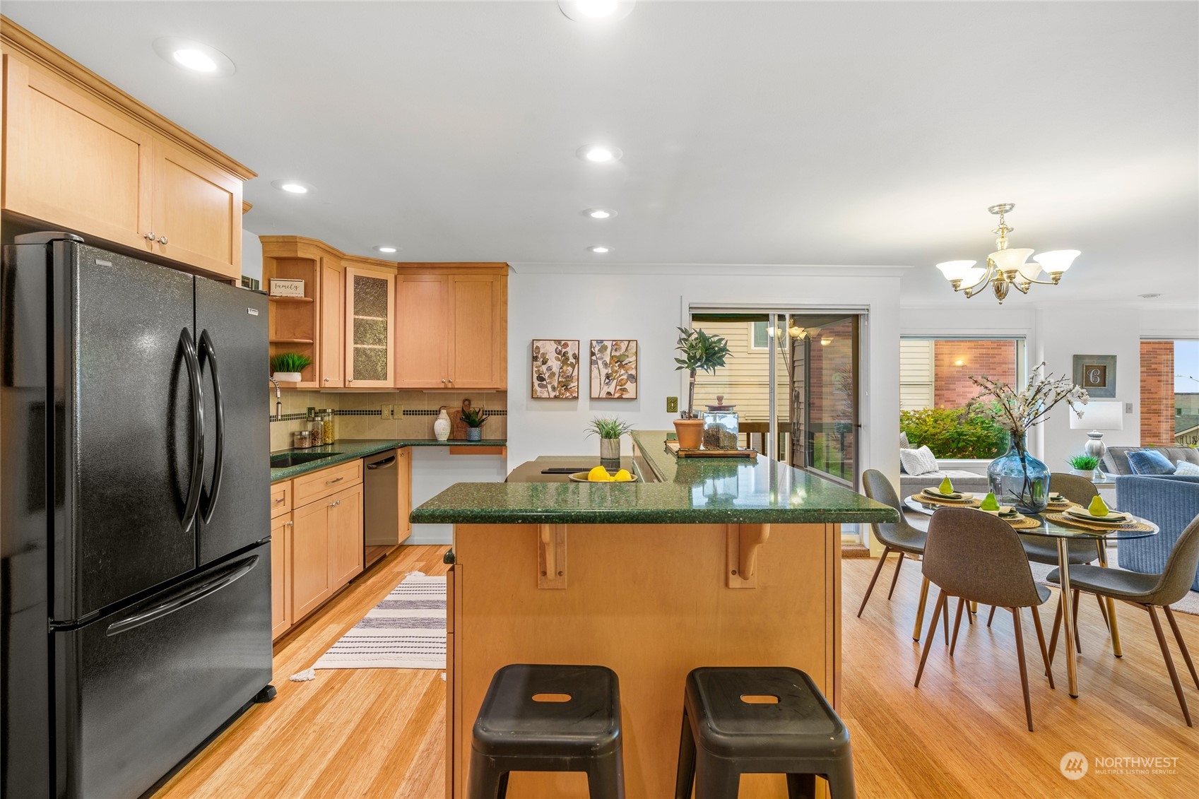 515 Walnut Street, Unit 2 Edmonds, WA 98020 - Photo 20 of 33 Gallery Image 20