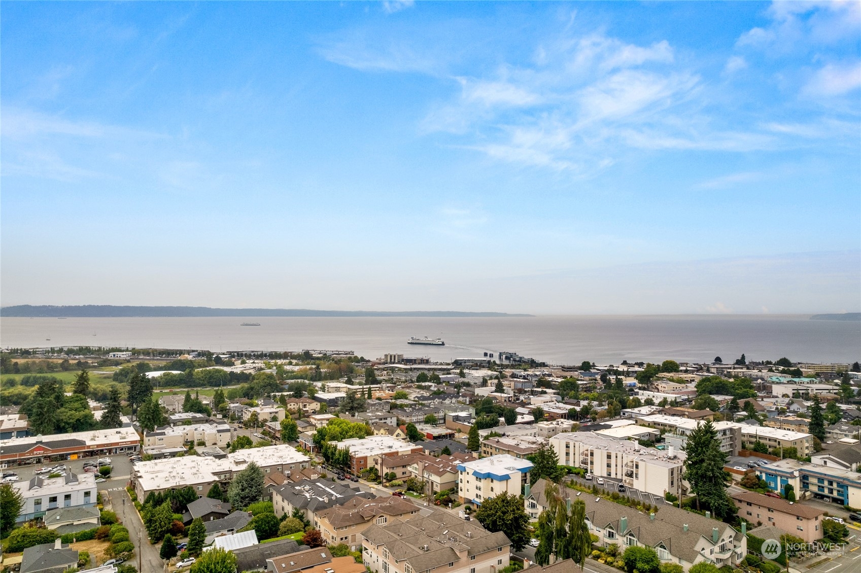 515 Walnut Street, Unit 2 Edmonds, WA 98020 - Photo 9 of 33 Gallery Image 9