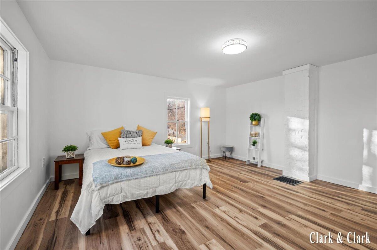 418 Allen Street Ionia, MI 48846 - Photo 14 of 37 54-INTERIOR 12A