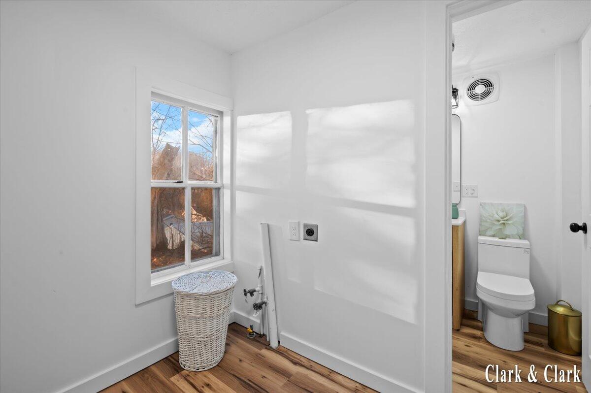 418 Allen Street Ionia, MI 48846 - Photo 17 of 37 60-INTERIOR 15A