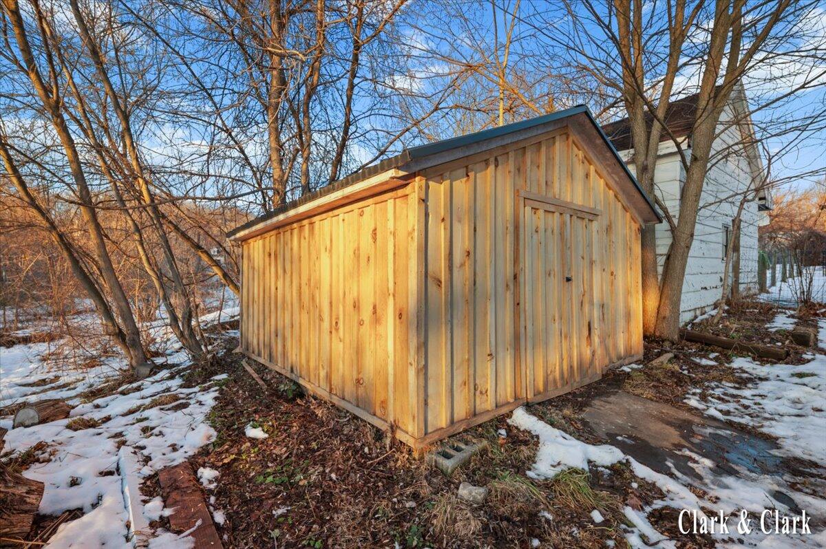 418 Allen Street Ionia, MI 48846 - Photo 24 of 37 24-EXTERIOR 05A