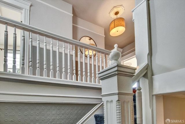 a view of entryway with a flower pot and a window