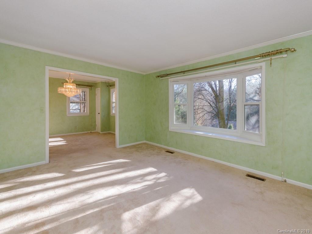 19 Legendary Road Hendersonville, NC 28739 - Photo 2 of 19 Gallery Image 2