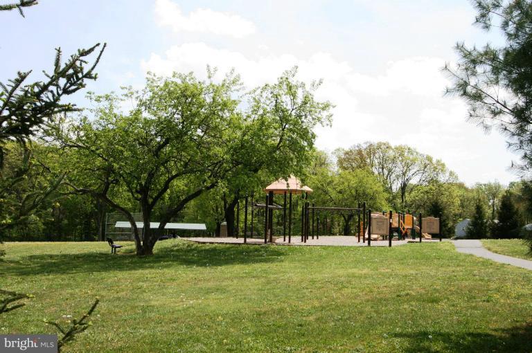 1001 Hartmont Road Catonsville, MD 21228 - Photo 6 of 29 a view of a park with large trees