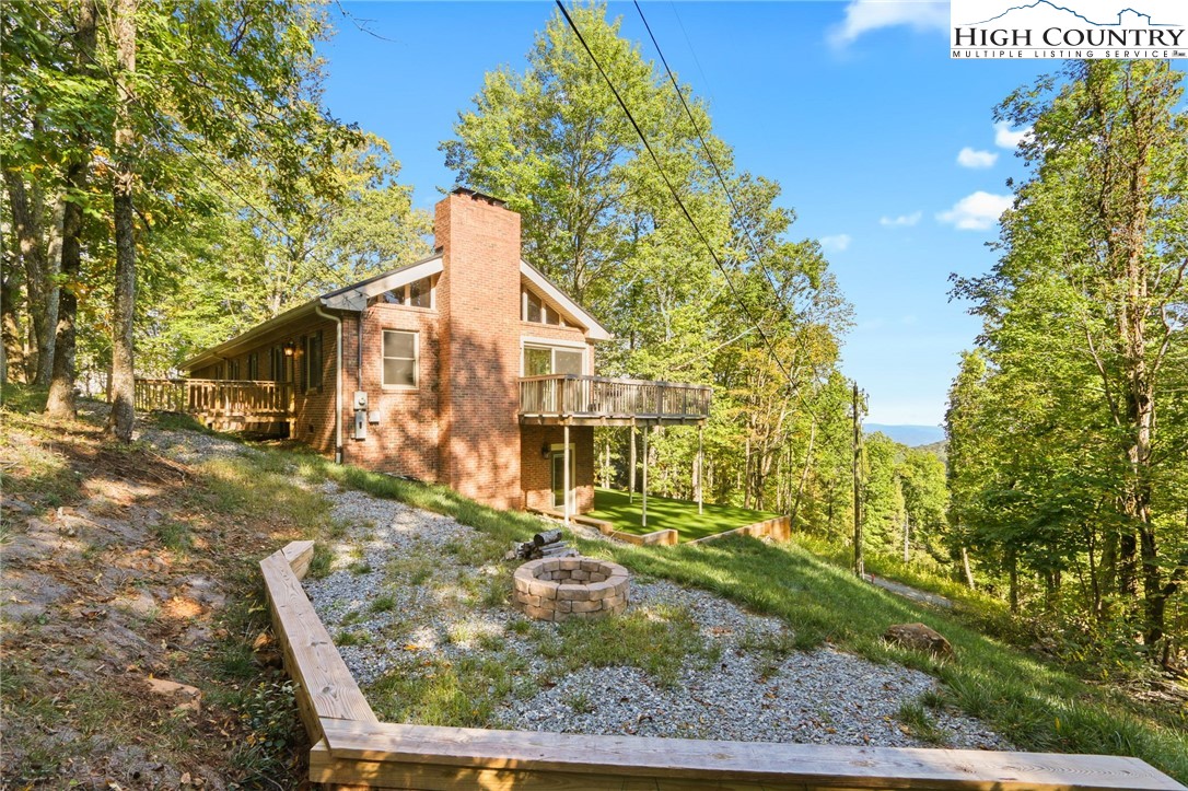 1367 Rocky Mountain Road Boone, NC 28607 - Photo 6 of 50