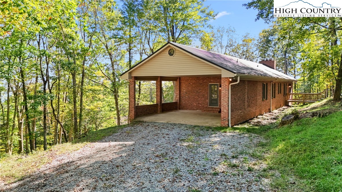 1367 Rocky Mountain Road Boone, NC 28607 - Photo 9 of 50