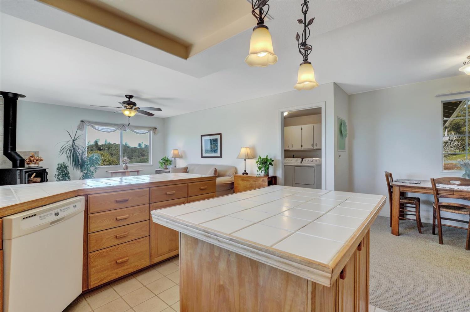 10952 Gopher Mine Trail Grass Valley, CA 95949 - Photo 18 of 98