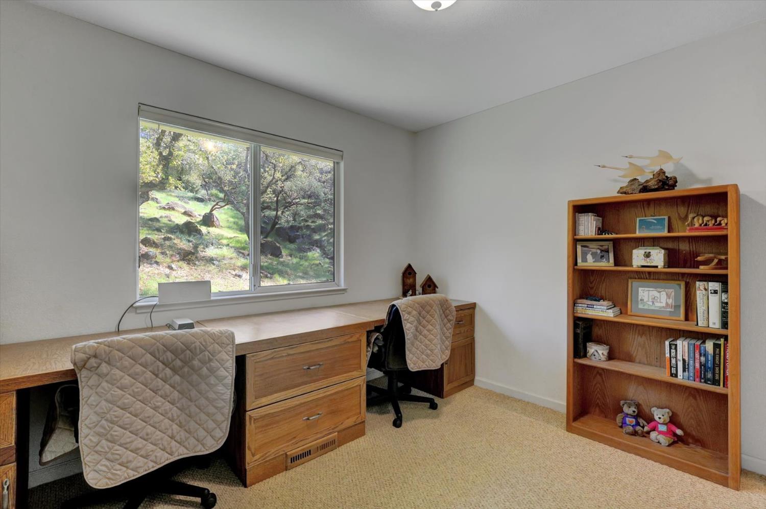 10952 Gopher Mine Trail Grass Valley, CA 95949 - Photo 36 of 98