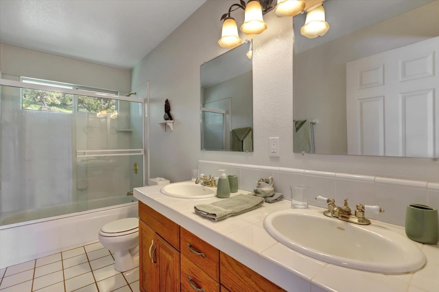 10952 Gopher Mine Trail Grass Valley, CA 95949 - Photo 41 of 98