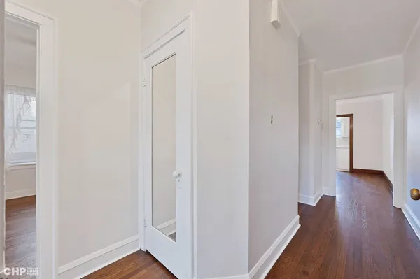 $1,850 | 3736 North Whipple Street, Unit 1S, Chicago, IL 60618