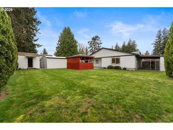 $580,000 | 1620 Southeast 176th Avenue, Portland, OR 97233