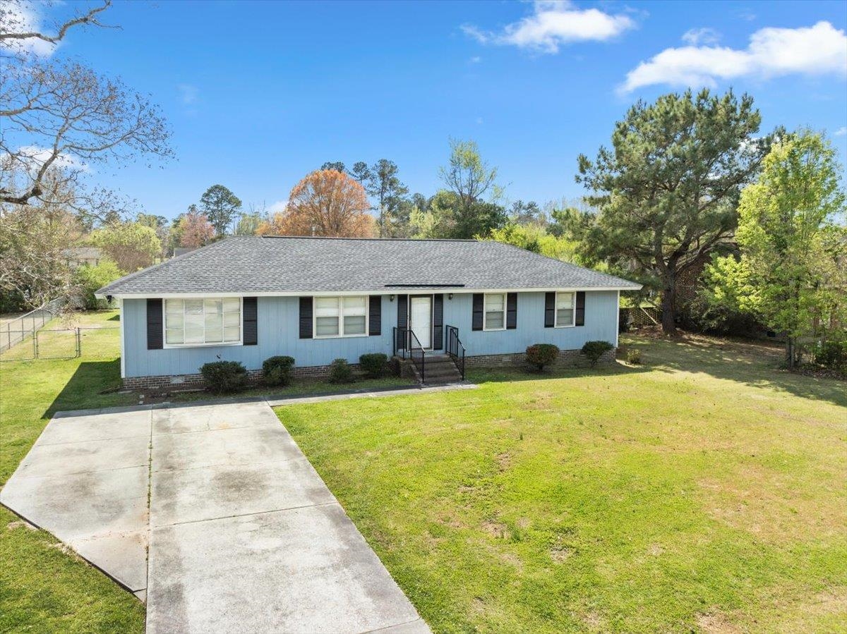 308 Sanders Court Mullins, SC 29574 - Photo 6 of 44