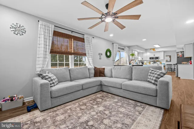 $650,000 | 3334 Brockton Drive, Jefferson, MD 21755