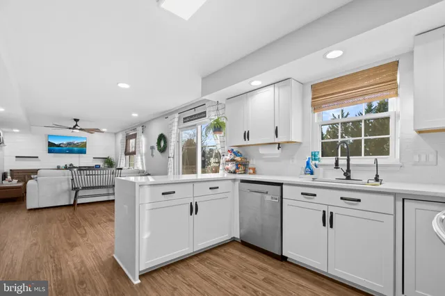 $650,000 | 3334 Brockton Drive, Jefferson, MD 21755