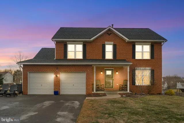 $650,000 | 3334 Brockton Drive, Jefferson, MD 21755