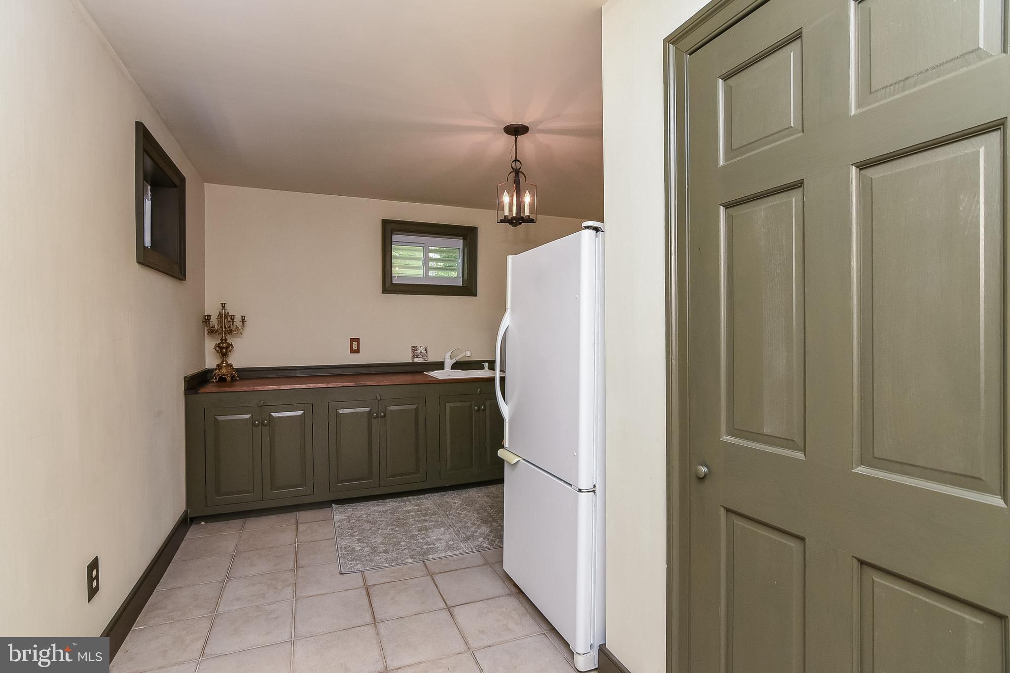 18051 Stoney Point Road King George, VA 22485 - Photo 35 of 52 Laundry area in the basmeent