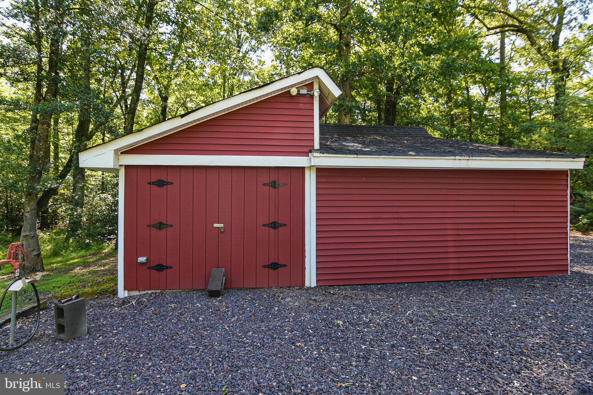 18051 Stoney Point Road King George, VA 22485 - Photo 46 of 52 Shed
