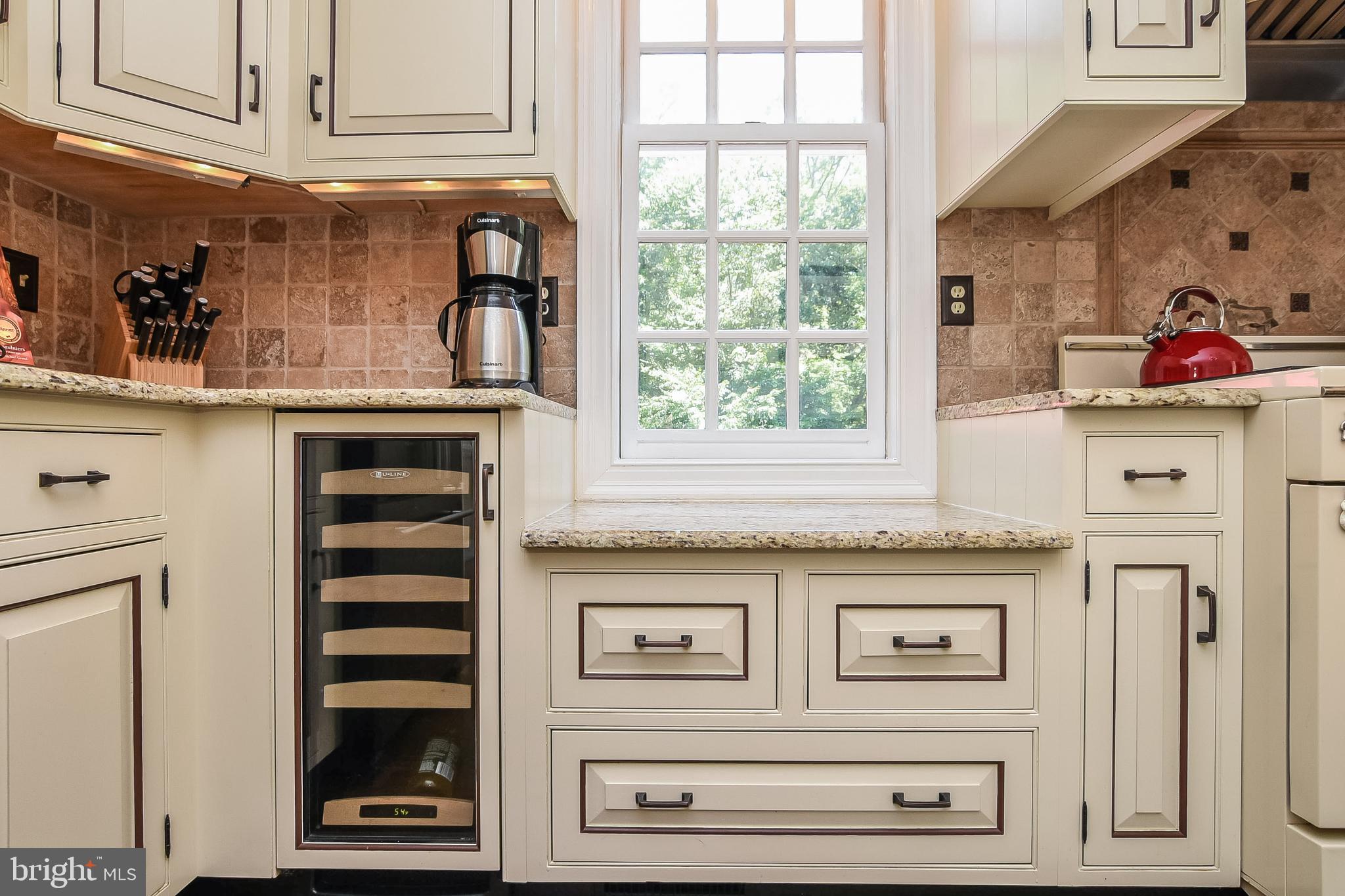 18051 Stoney Point Road King George, VA 22485 - Photo 10 of 52 Custom cabinets in the kitchen