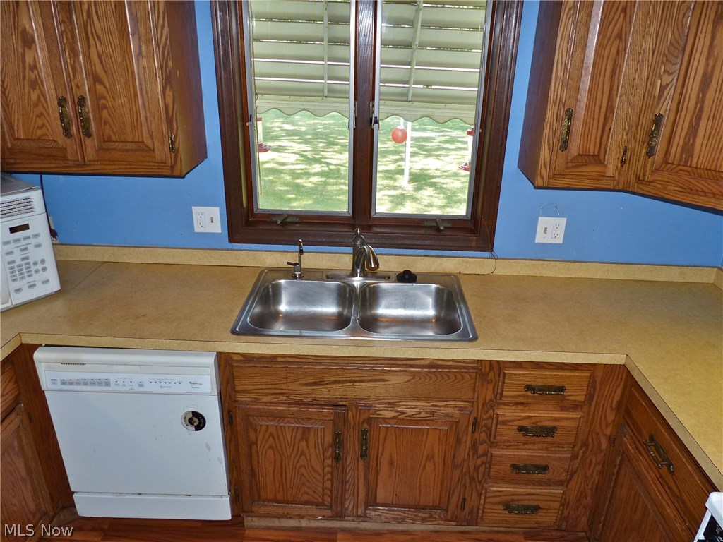 2880 County Line Road Madison, OH 44057 - Photo 6 of 35