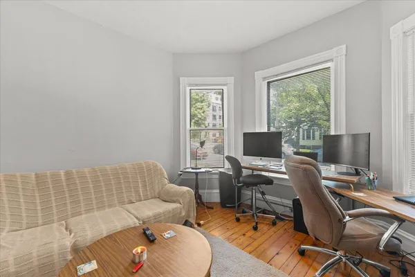 $950,000 | 211-213 St Paul Street, Burlington, VT 05401