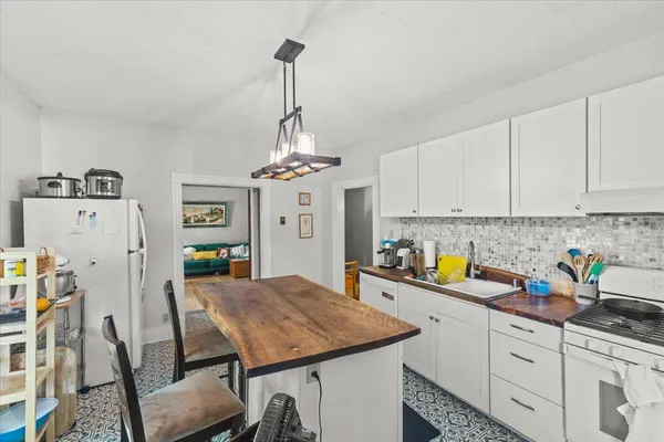 $950,000 | 211-213 St Paul Street, Burlington, VT 05401