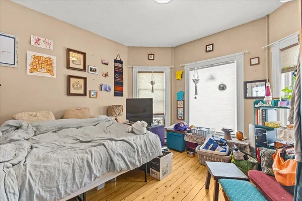 $950,000 | 211-213 St Paul Street, Burlington, VT 05401