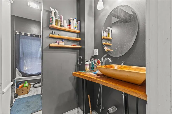 $950,000 | 211-213 St Paul Street, Burlington, VT 05401