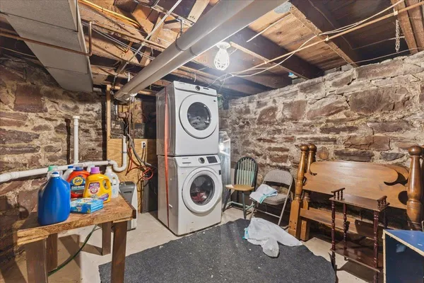 $950,000 | 211-213 St Paul Street, Burlington, VT 05401