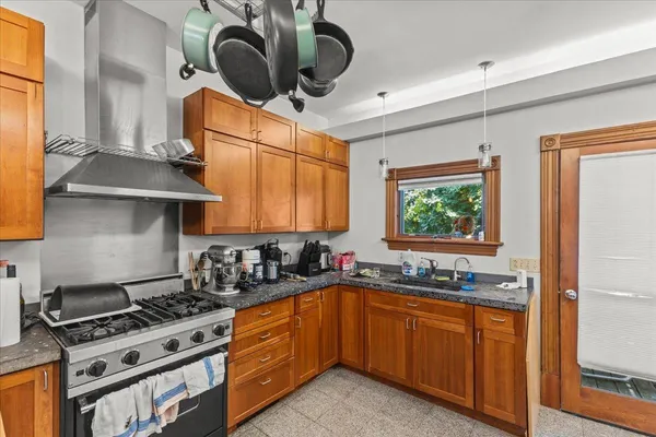 $950,000 | 211-213 St Paul Street, Burlington, VT 05401