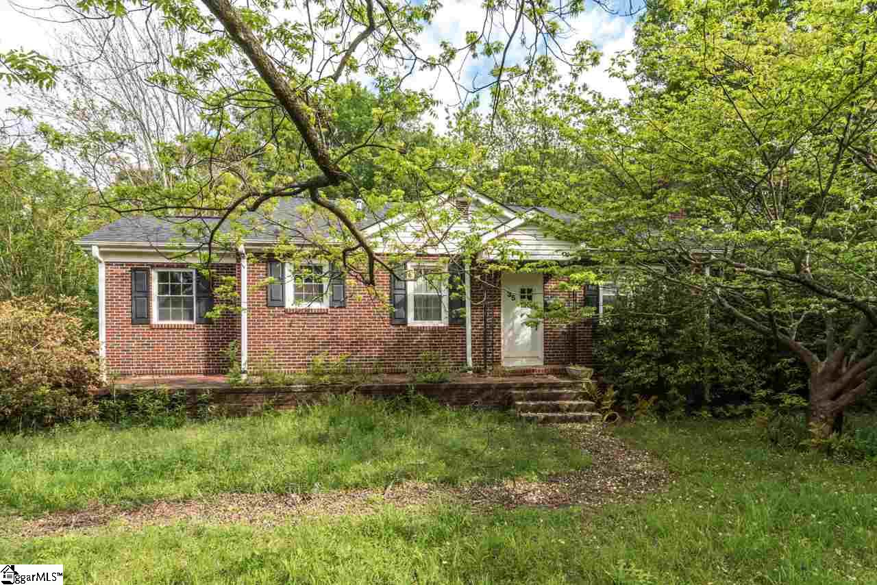 35 East Faris Road Greenville, SC 29605 - Photo 1 of 27 Gallery Image 1