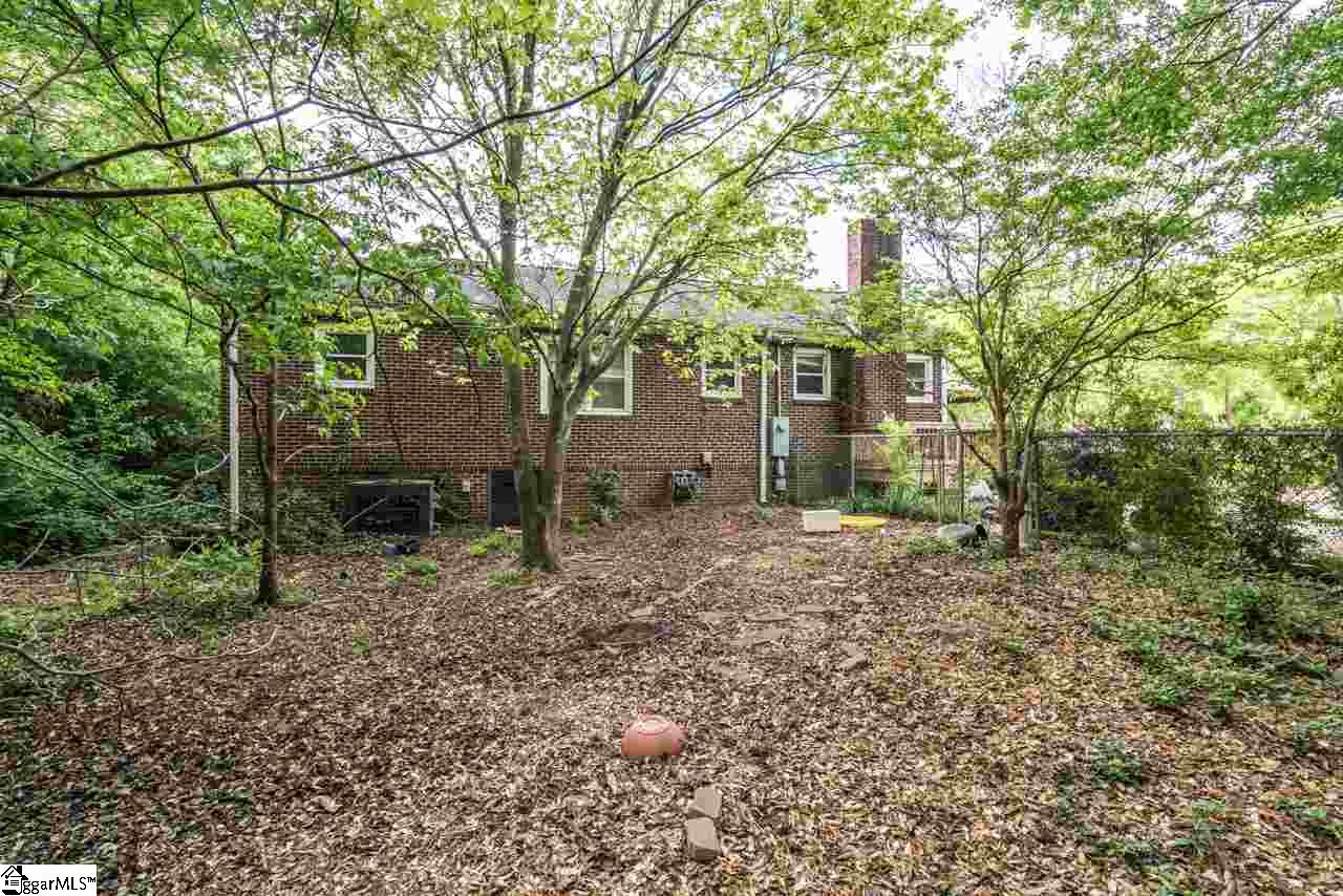 35 East Faris Road Greenville, SC 29605 - Photo 16 of 27 Gallery Image 16